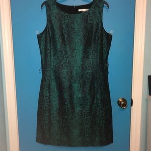 Peter Nygard Green Snakeskin Print Sheath Dress
